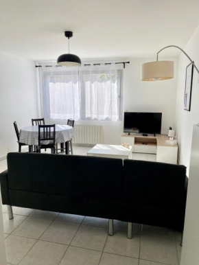 Appartement Résidence Quartier Vilette Paul Bert BOX GARAGE